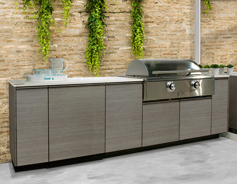 Brown Jordan outdoor kitchen